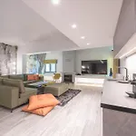 Snowglory Boutique מלון