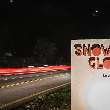 Snowglory Boutique *