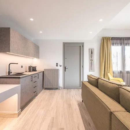 Snowglory Boutique *